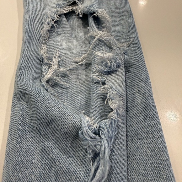Hollister Ultra High-Rise Mom Jeans in Light Blue - Picture 5 of 7